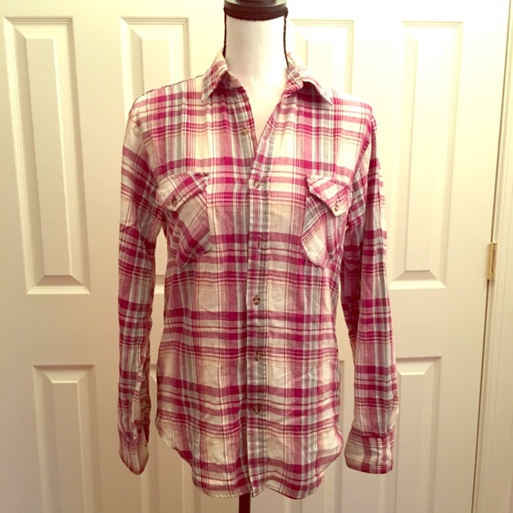 allyn st. george Tops - Cotton plaid flannel white shirt holiday photos